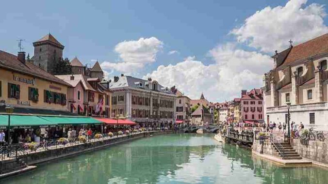 Annecy, the "Venice of the Alps", tags: der - CC BY-SA