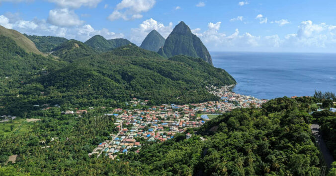 St. Lucia: Eine Karibikinsel voller dramatischer Landschaften und reicher Kultur